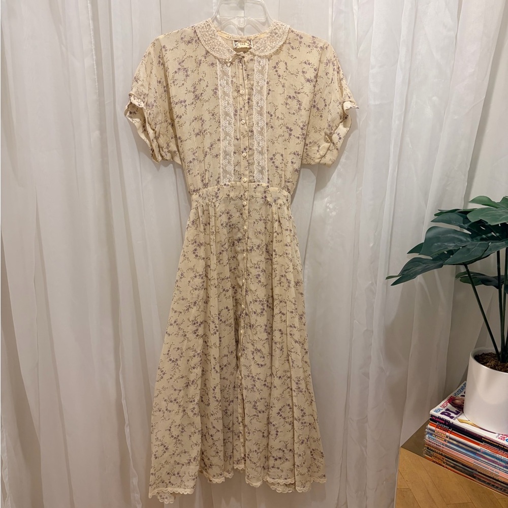 Gunne Sax by Jessica McClintock Cream Floral Midi Dress with lace detail size 10
